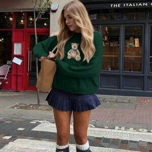 Green Casual Women's Cute Cartoon Bear Round Neck Long Sleeve Knitted Sweater